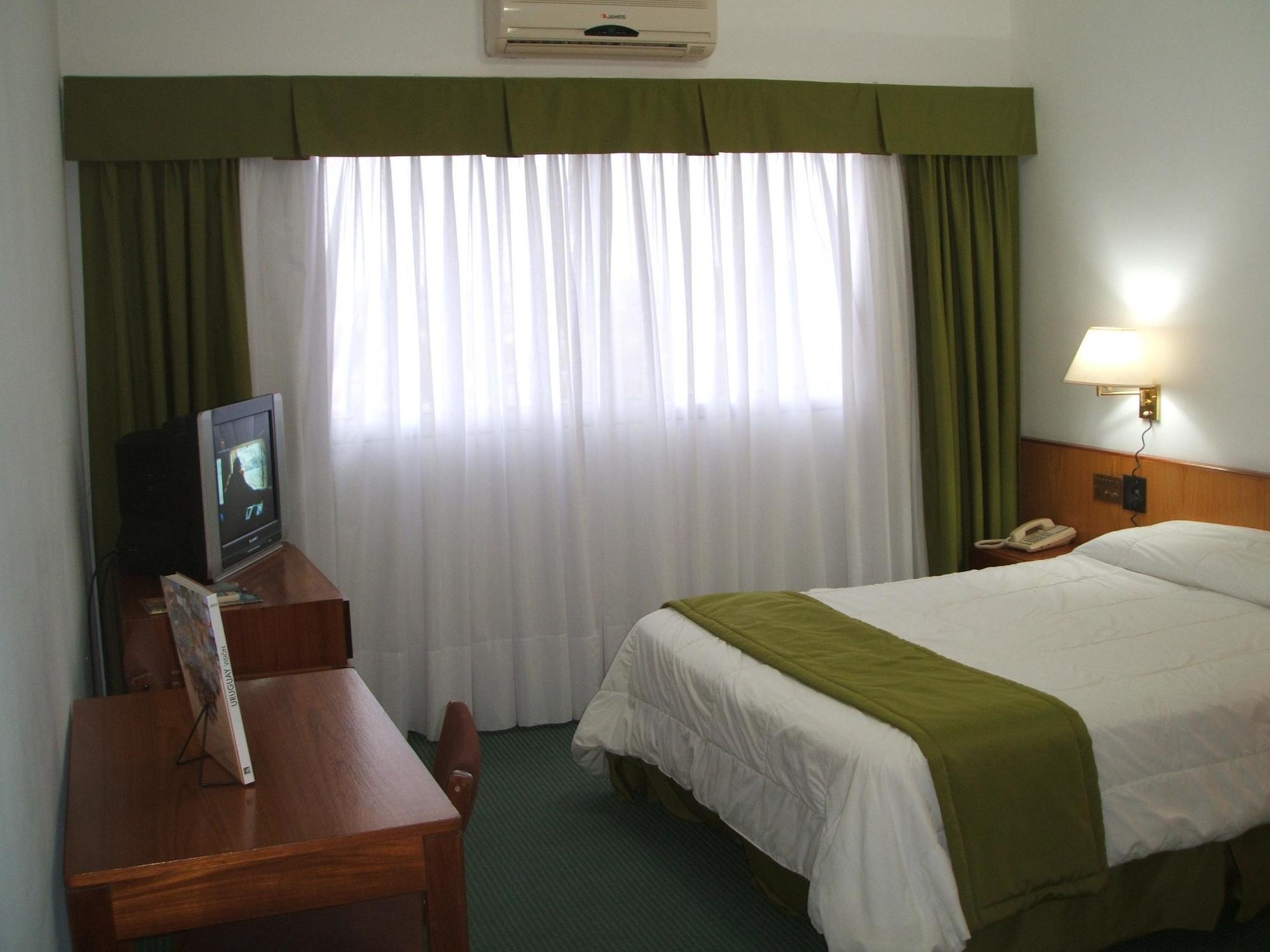 El Mirador Hotel & Spa โกโลเนีย เดล ซากราเมนโต ภายนอก รูปภาพ